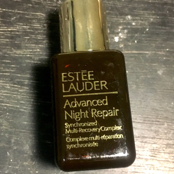 Estee Lauder Gift Bag COMPLETE! - Picture 9 of 12